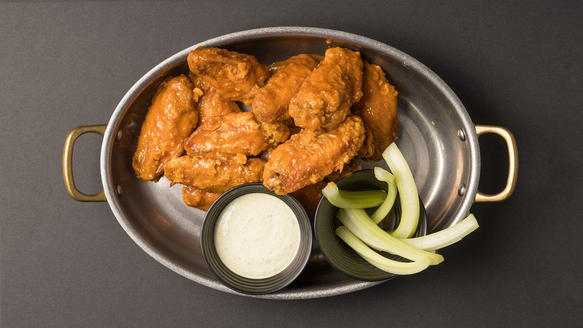Buffalo Chicken Wings – Epic Tromsø