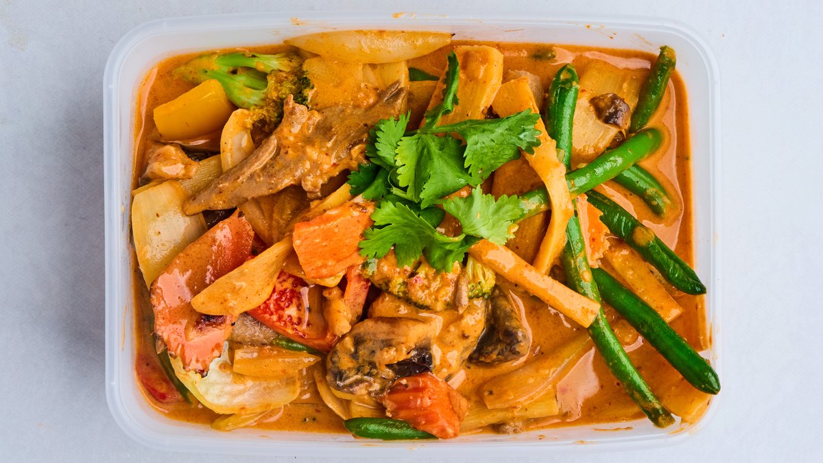 40. Panang Karri – Lilly's Sushi & Wok