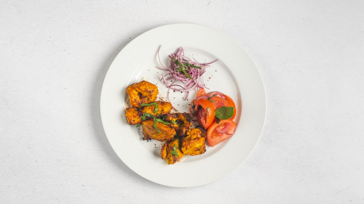 Chicken saslik – 200g tandoori skewer: chicken, bell peppers, onion