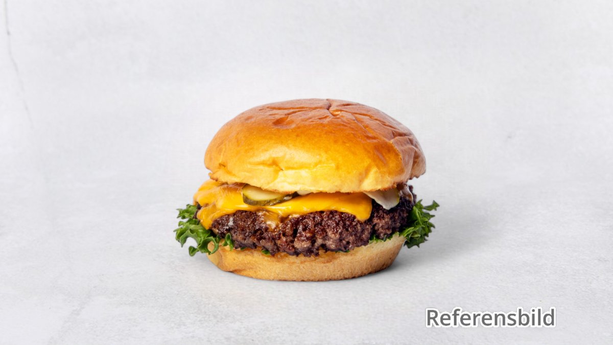 Triple Cheese & Onion - Meny – En krämig ost burgare med kvarnens hamburgerdressing, nötköt...
