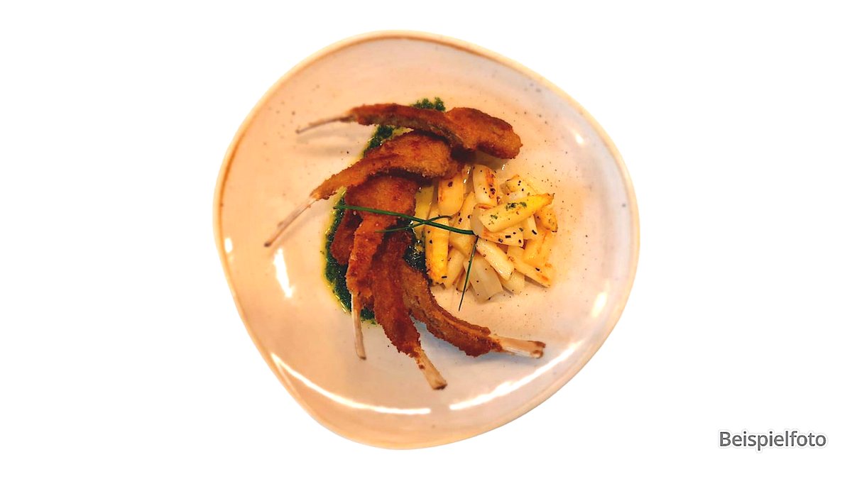 Lamb Chops (Herbs) – crown of lamb with garden herbs