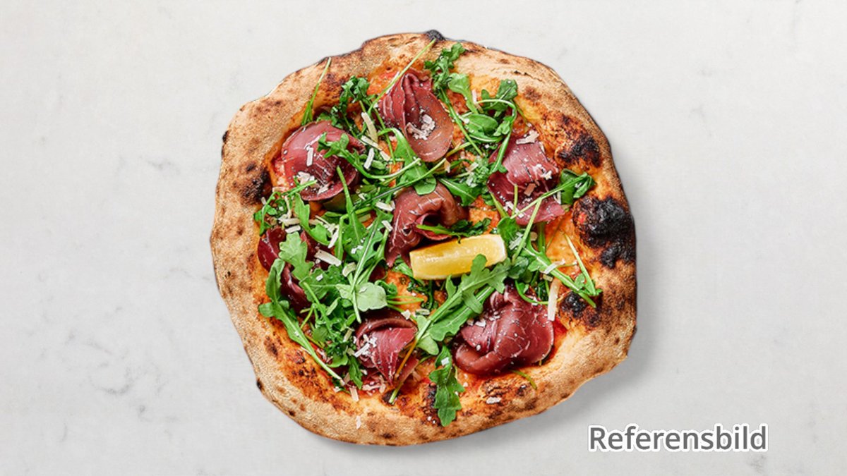 Valtellina – San Marzano tomatsås, Fior di latte, Bresaola, Ruccola, Solt...