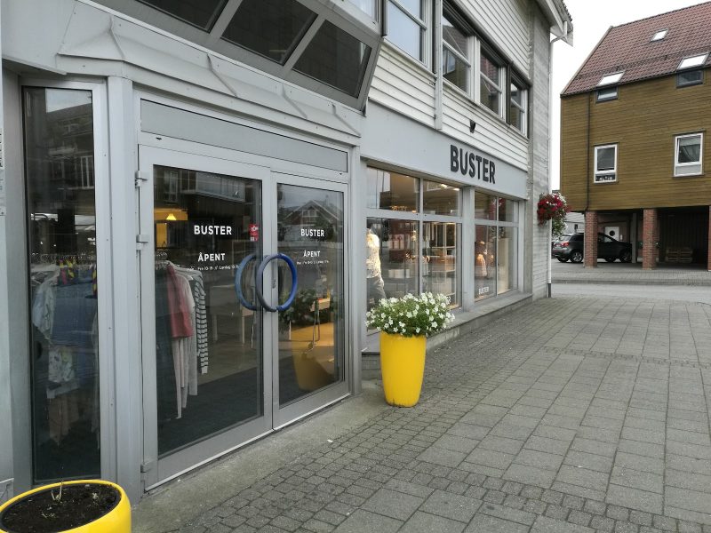 Buster & Vänner