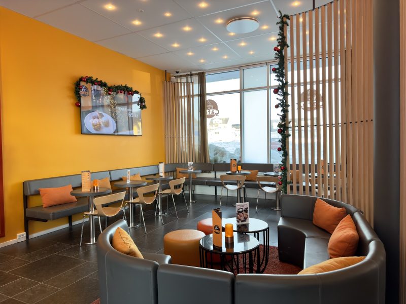 Café X