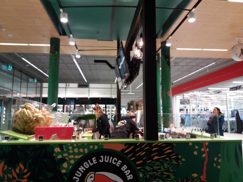 Jungle Juice Bar Karisma