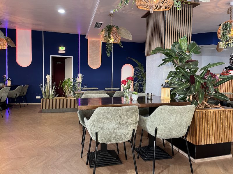 Pant Life Restaurant