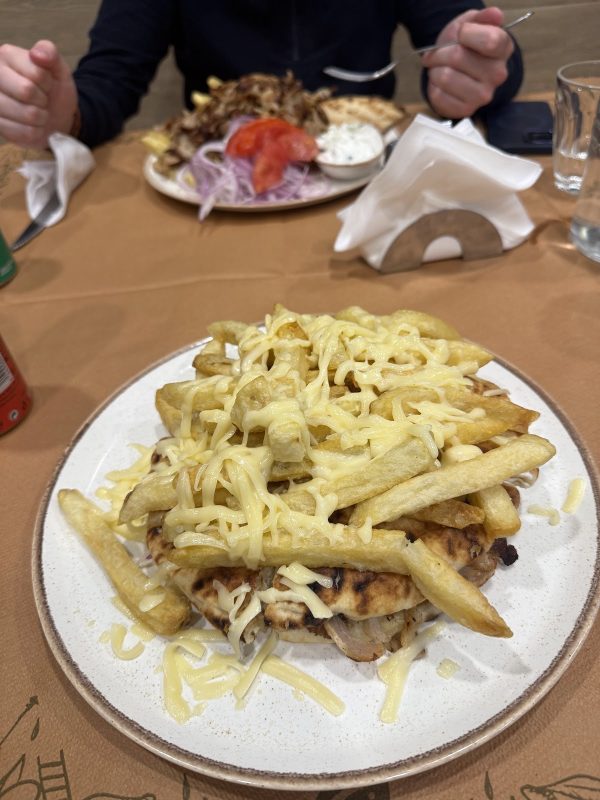 Psistaria O Giorgos (George's Grill...Est 1990)