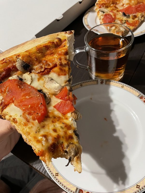 Pizza w nocy