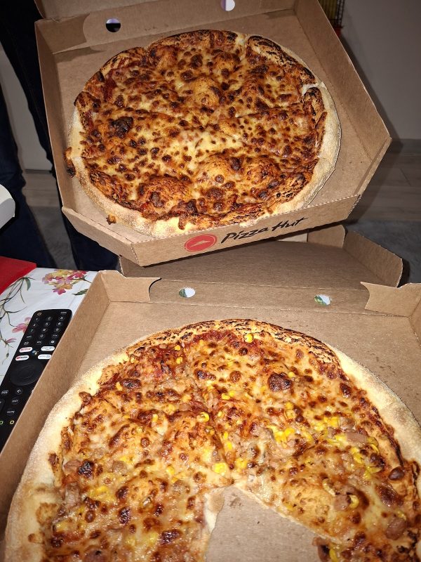 Zapiekarony od Pizza Hut Kraków Jozefitów 104117.zapiekarony