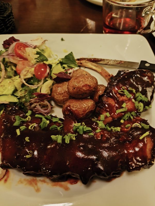 Czarna Owca Gastro Pub