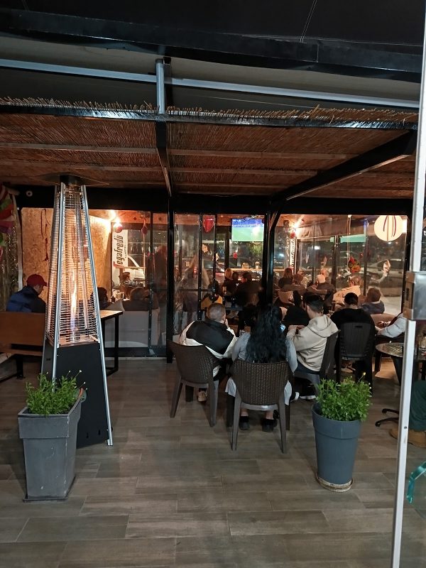 Verre Cafe Bar