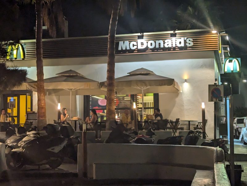 McDonald's Santorini