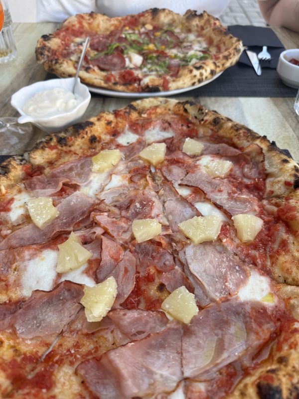 Pizza Romana Santorini