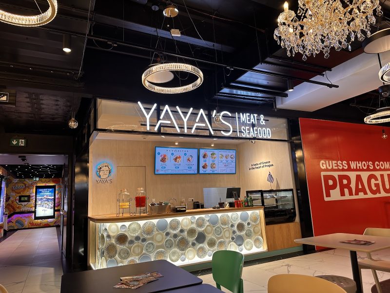YAYA’s Meat & Seafood Máj