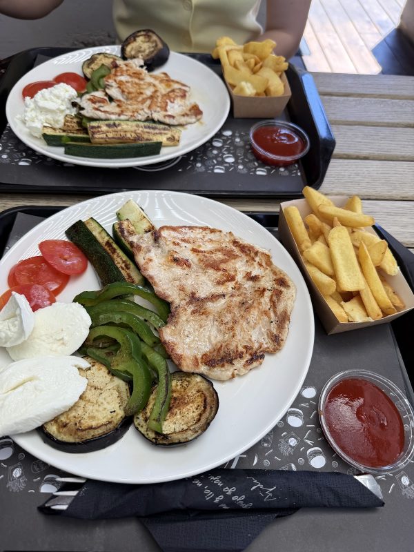 Ajda Burgers & More BTC