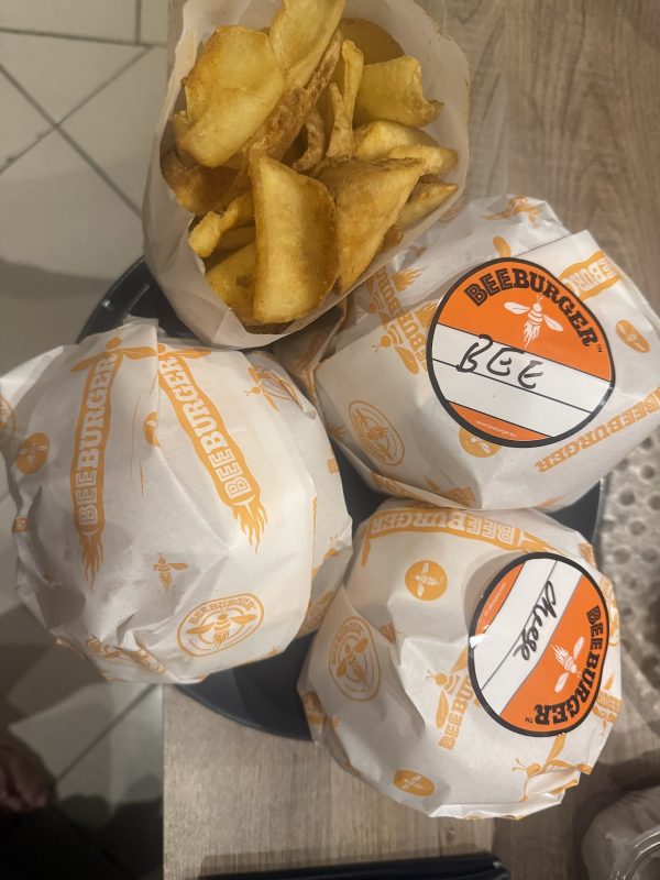 BeeBurger Ypsonas