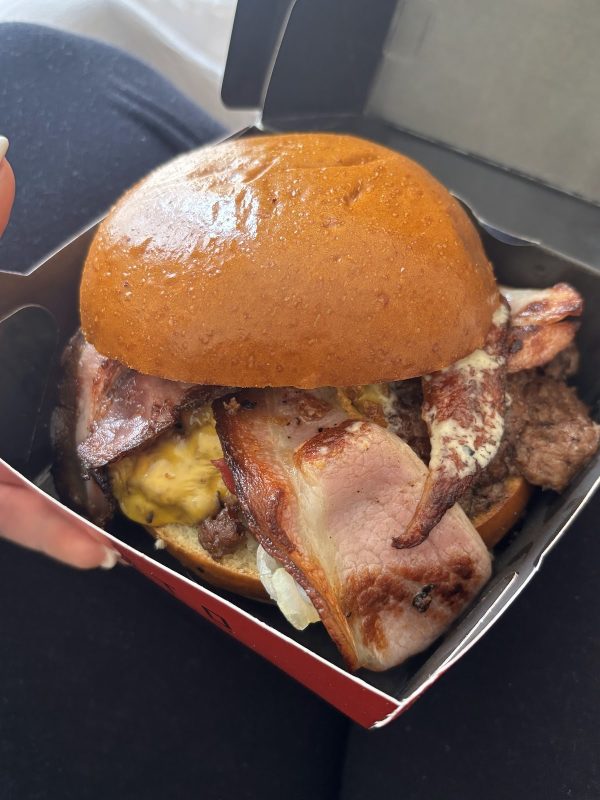 Yoto Burger